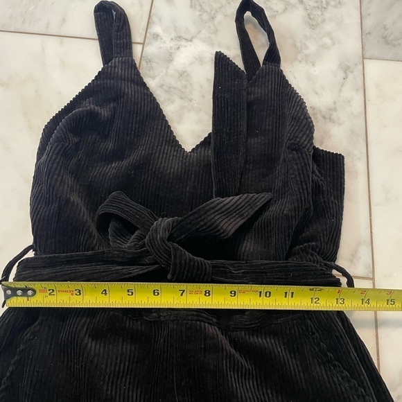 Lost and Wander, medium, women’s black wide-leg crop corduroy jumper one piece - Picture 9 of 10